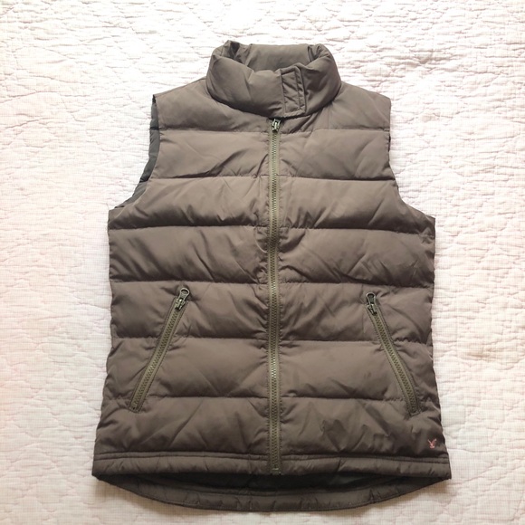 American Eagle Outfitters Jackets & Blazers - American Eagle Brown Puffer Vest